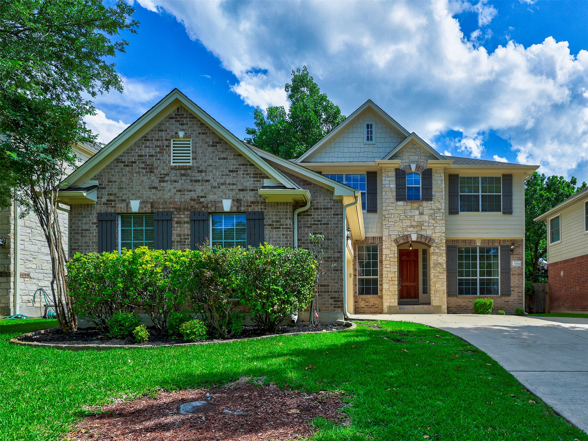 1554 Homewood Cir — photo