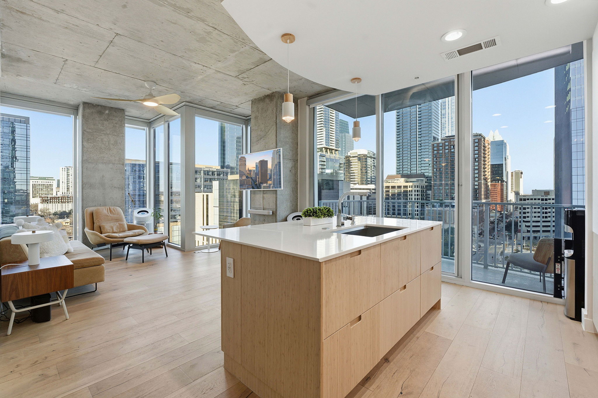 360 Nueces St 1217 — photo