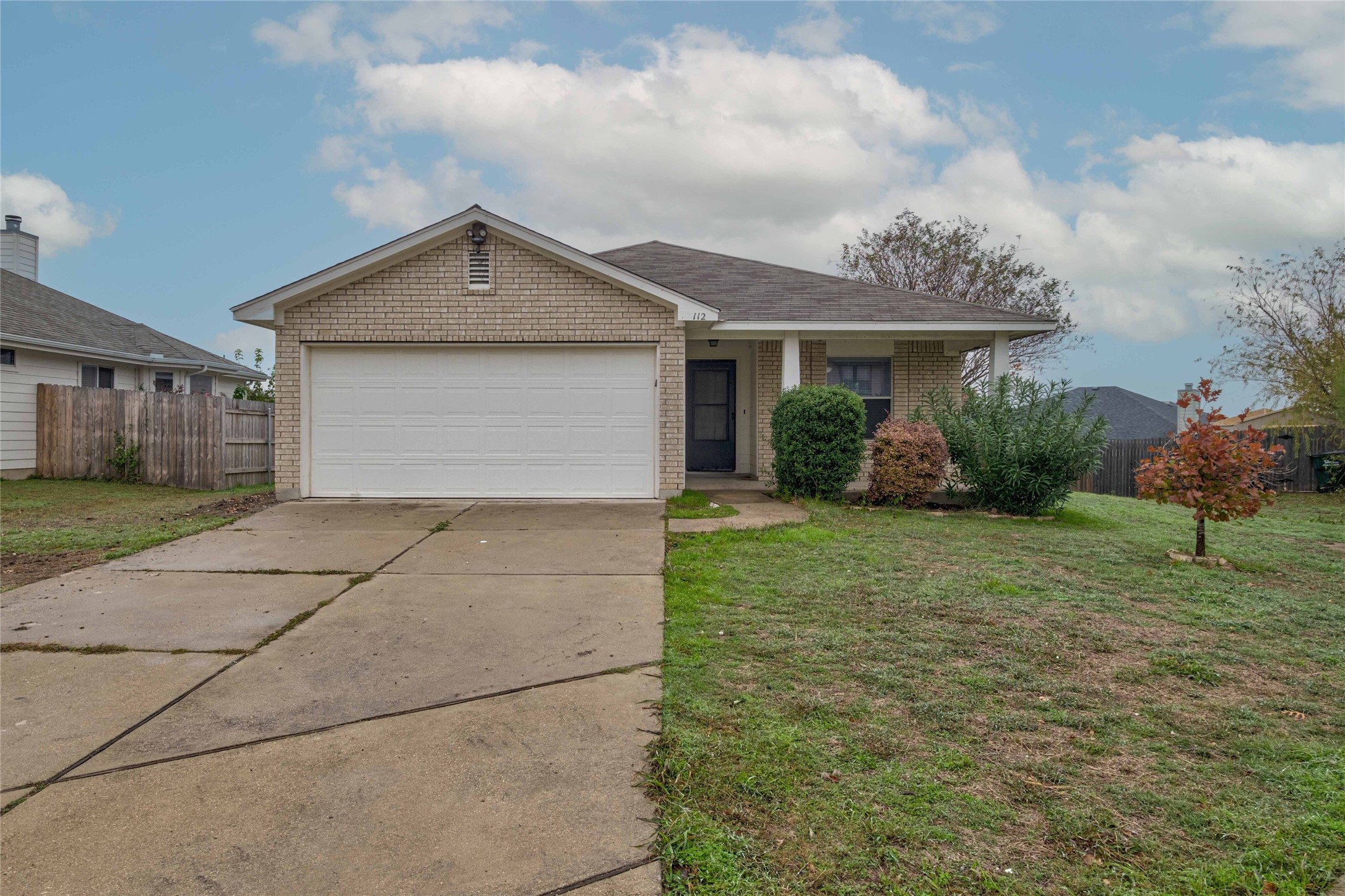 112 Ames CV — photo