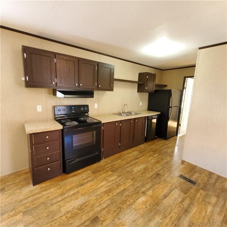 201 China Garden Ln — photo