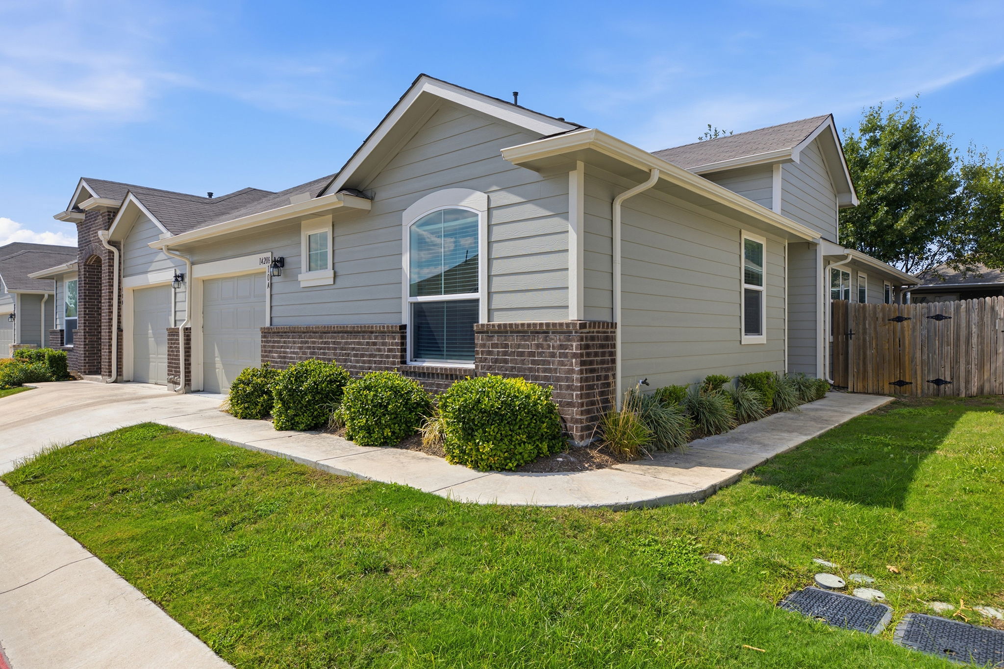 14208 Handel Dr Unit 10a — photo