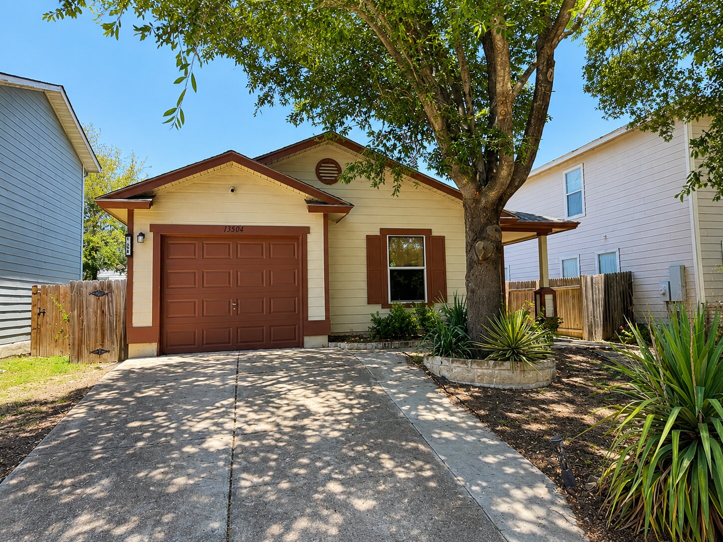 13504 Alysheba Dr — photo