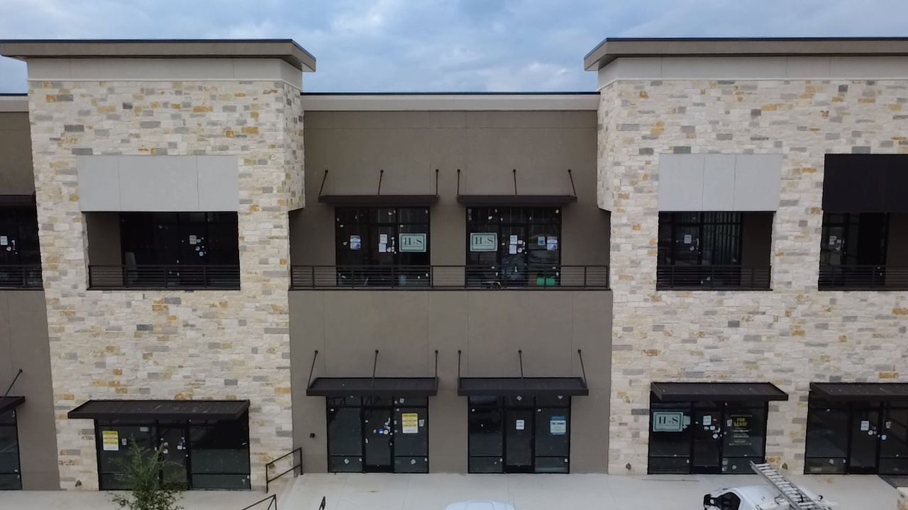 15281 Ronald W Reagan Blvd 12250 — photo