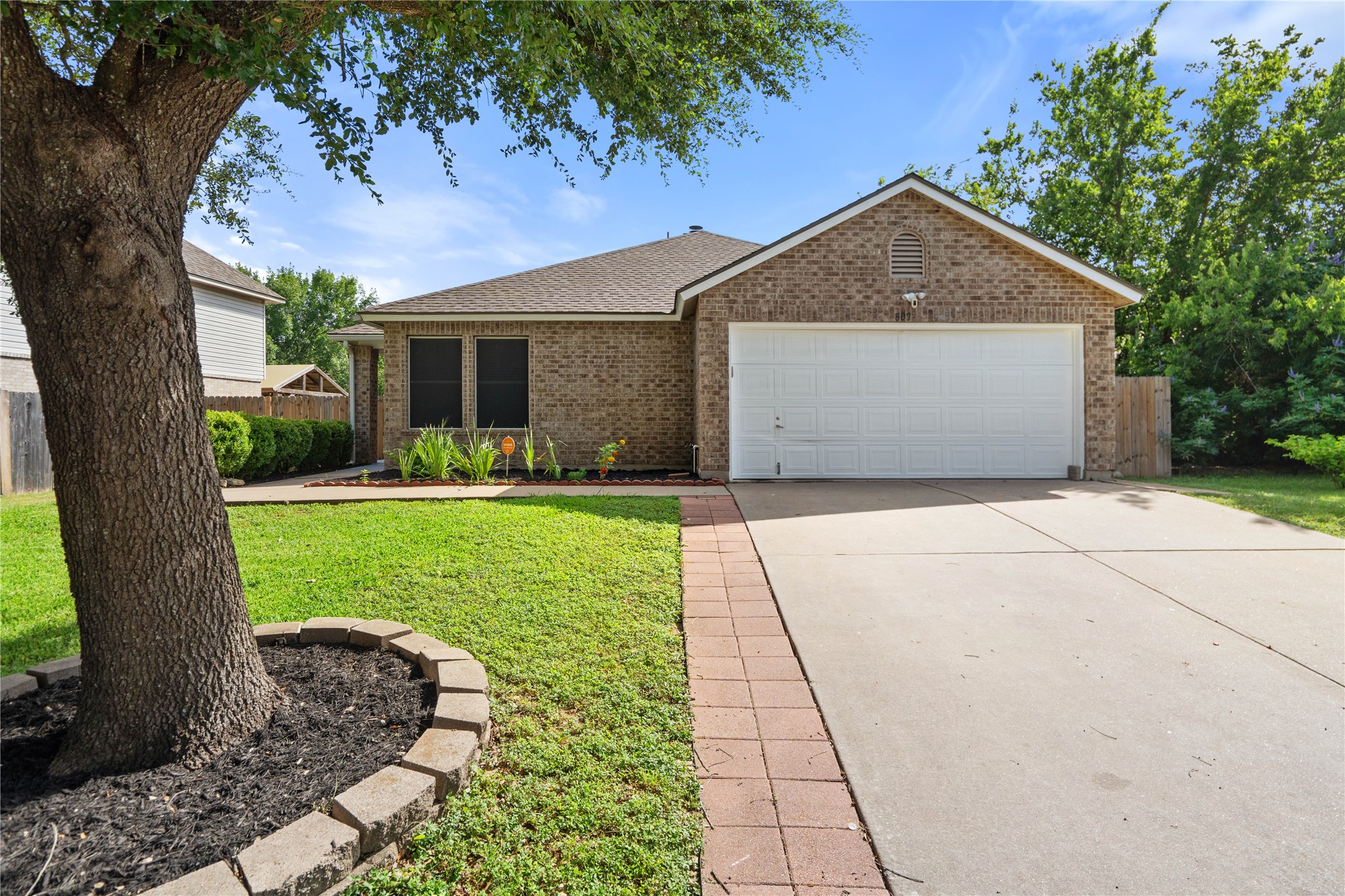 809 Betterman Drive, Pflugerville, TX 78660 — photo 2