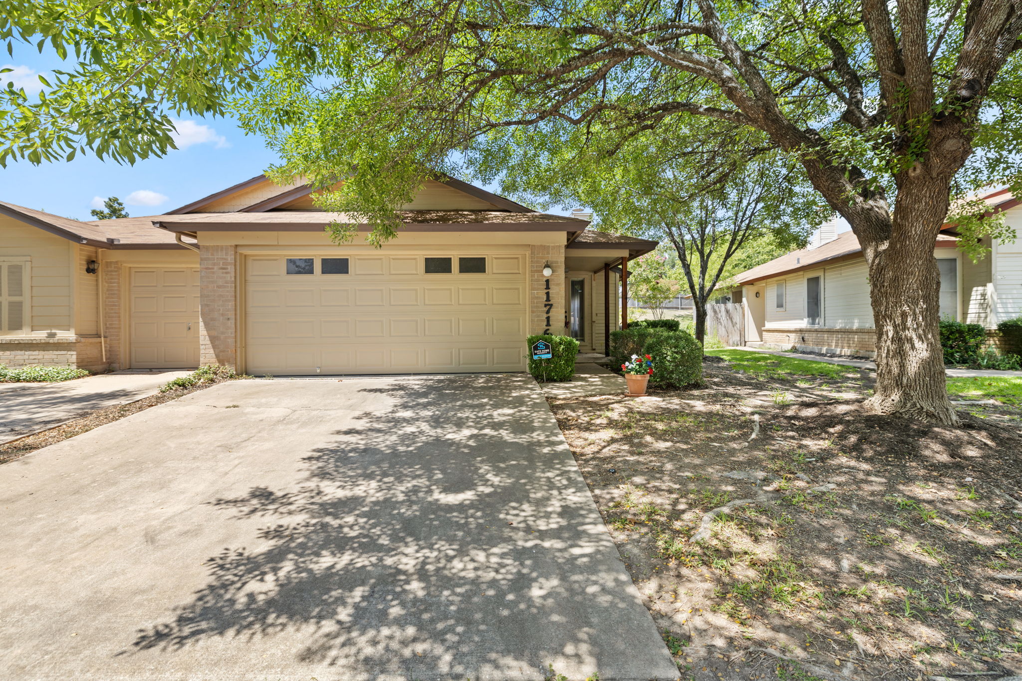 11716 Norwegian Wood Dr — photo