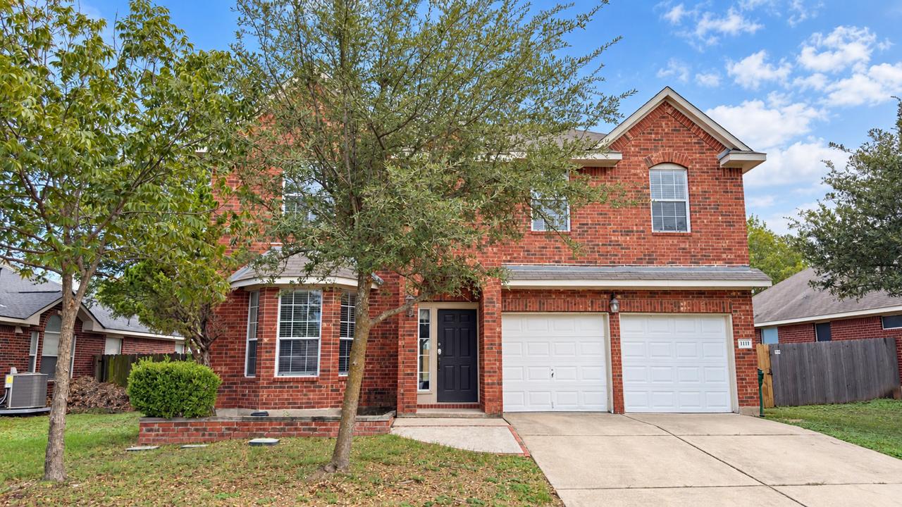 1111 Glendalough Dr — photo