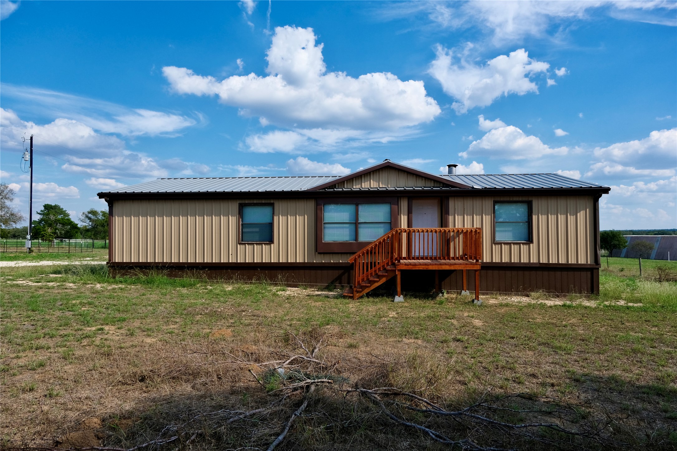 1863 FM 1704 Rd — photo