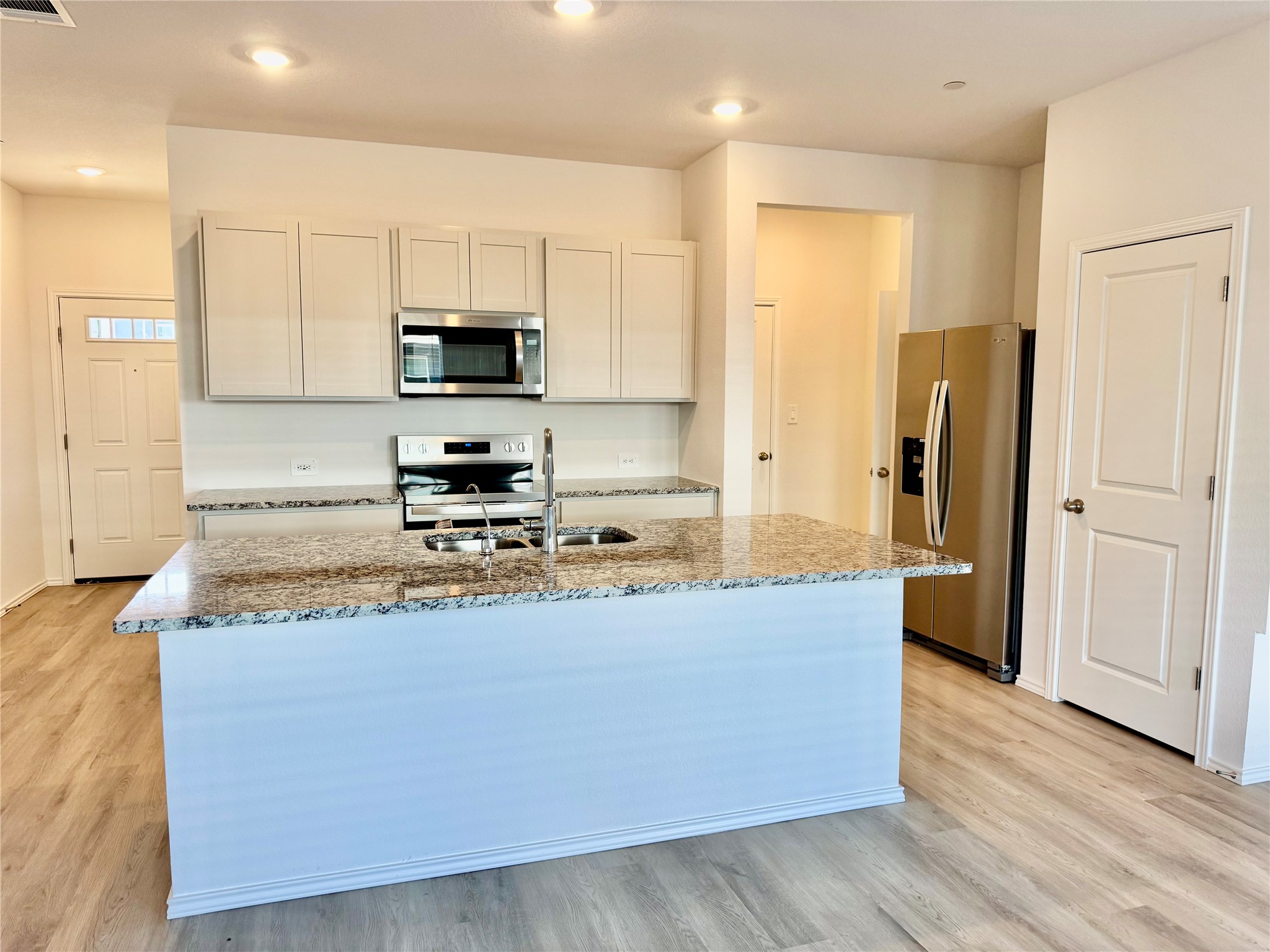 105 Calcite Road #2, Kyle, TX 78640 — photo 2