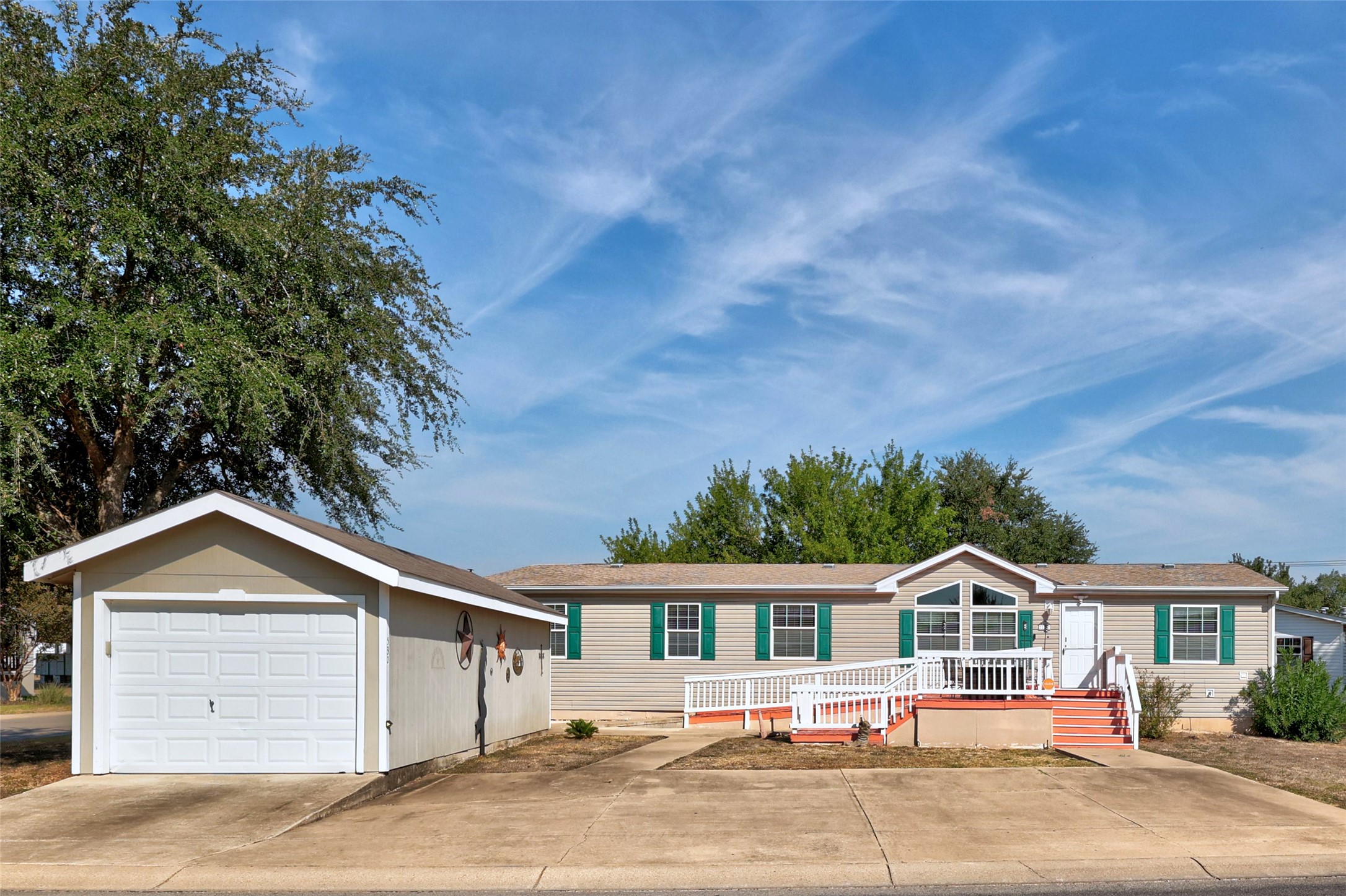 3351 Killingsworth Ln Unit 530 — photo