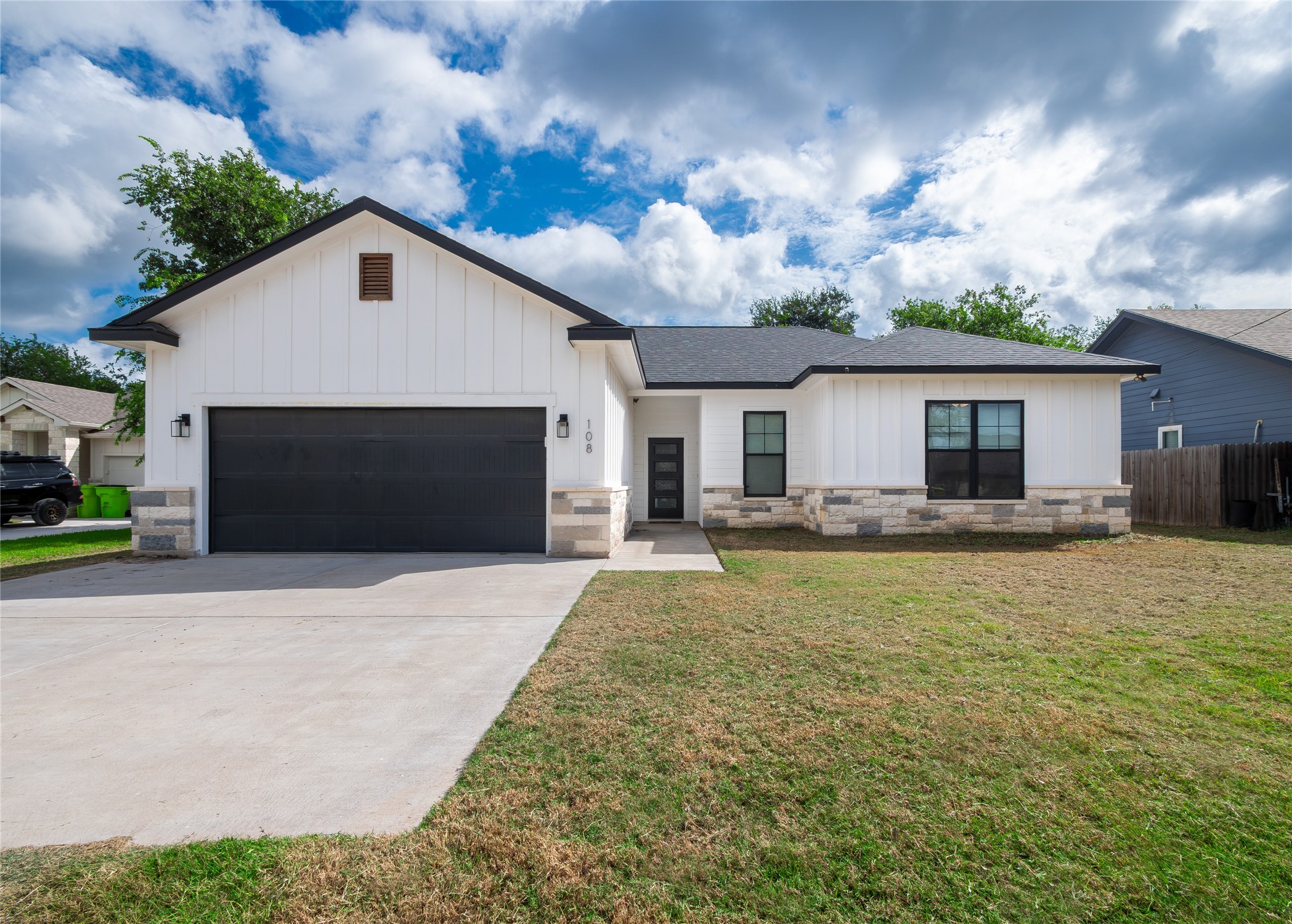 108 W Keomuku Ln — photo