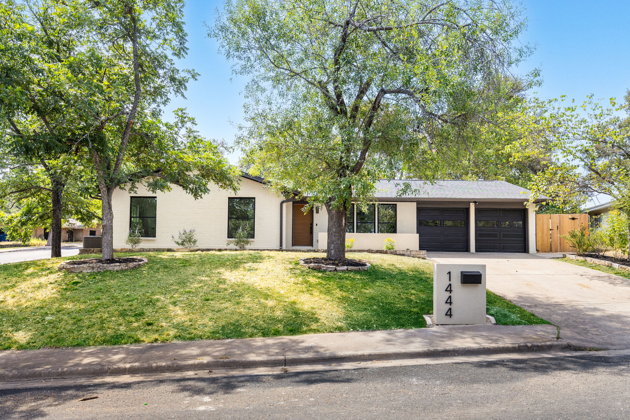 1444 Salem Meadow Cir — photo