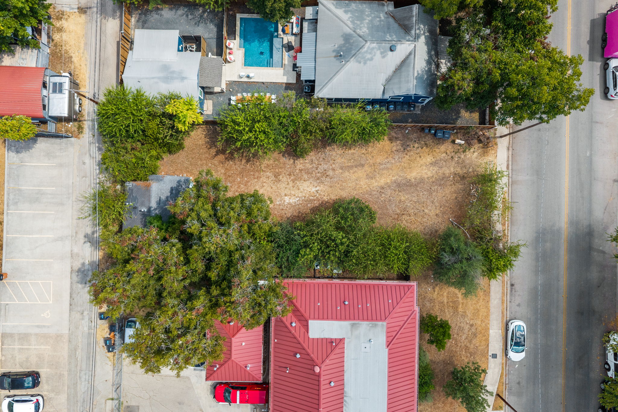 1906 E 2nd Street, Austin, TX 78702 — photo 3
