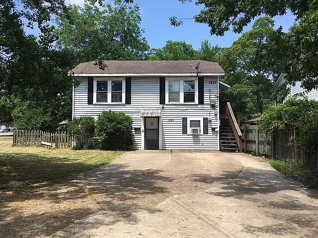 1523 S Robertson Ave — photo
