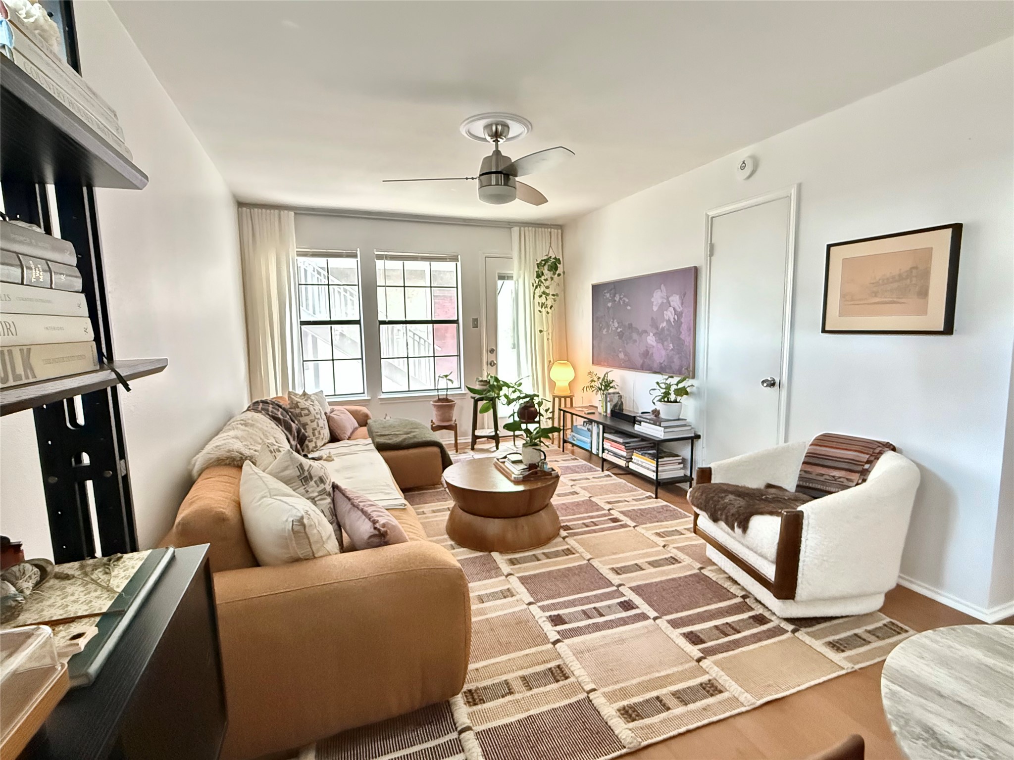 2215 Post Road #1080, Austin, TX 78704