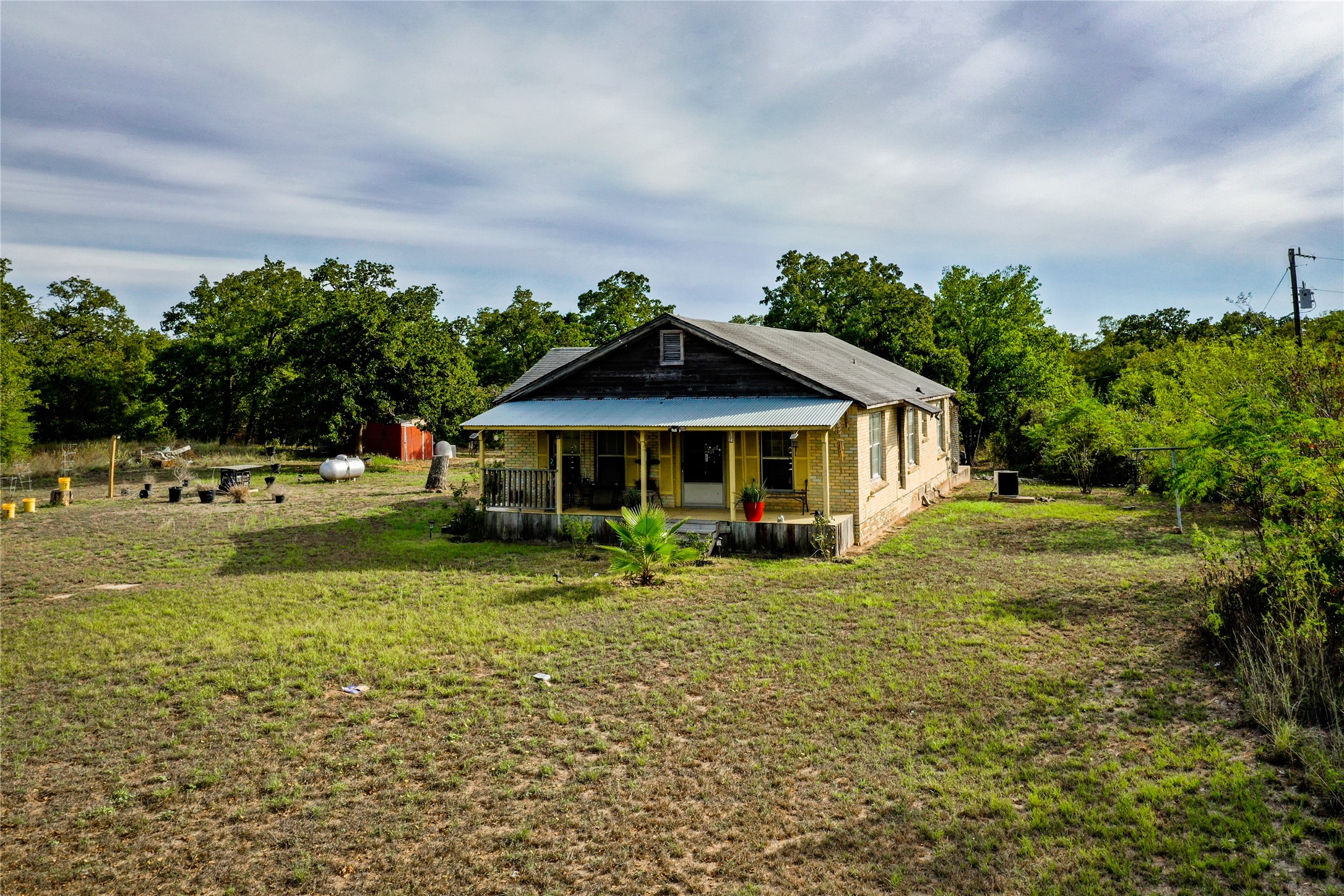 120 James Hoskins Ln — photo