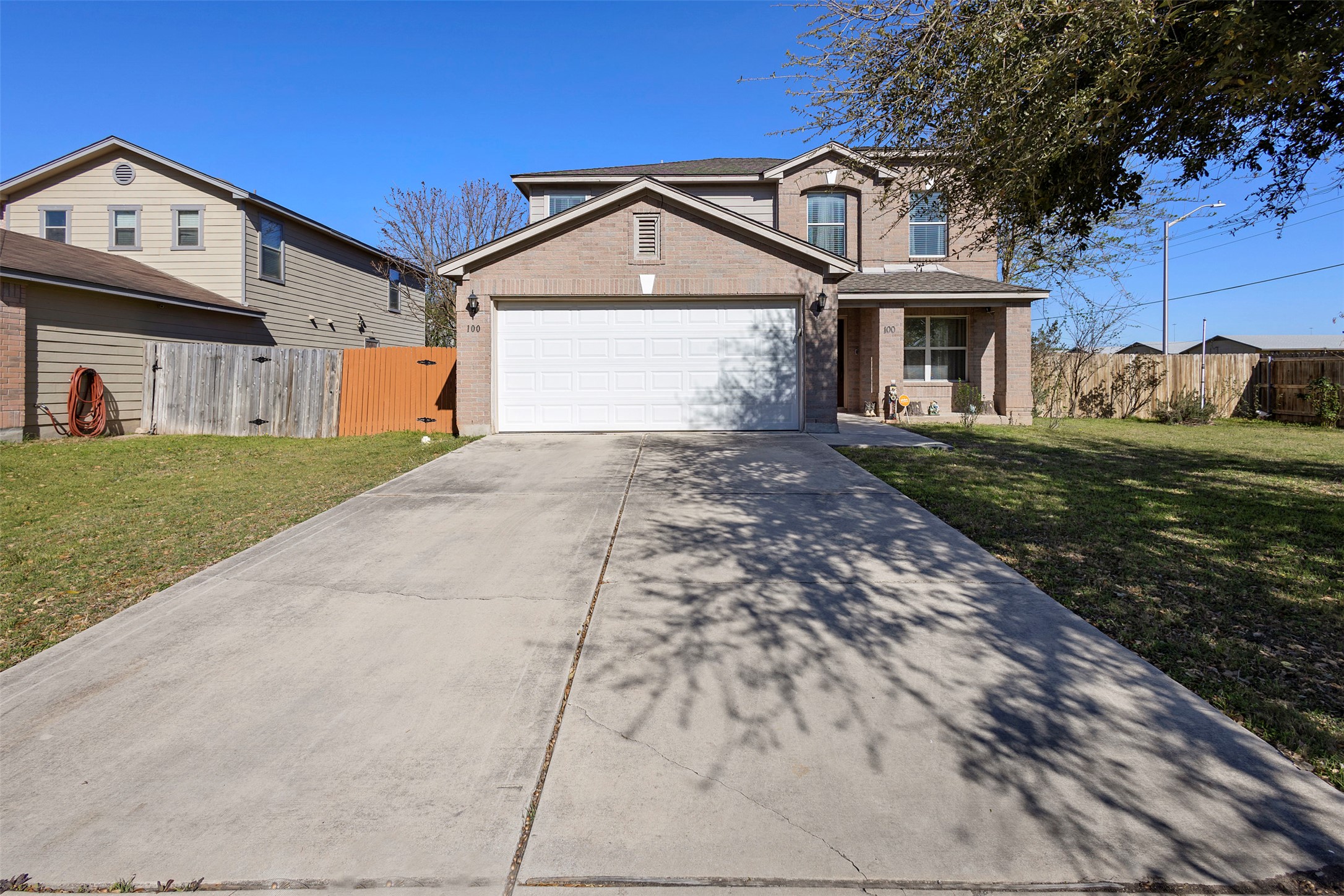 100 Lexington Road, Kyle, TX 78640