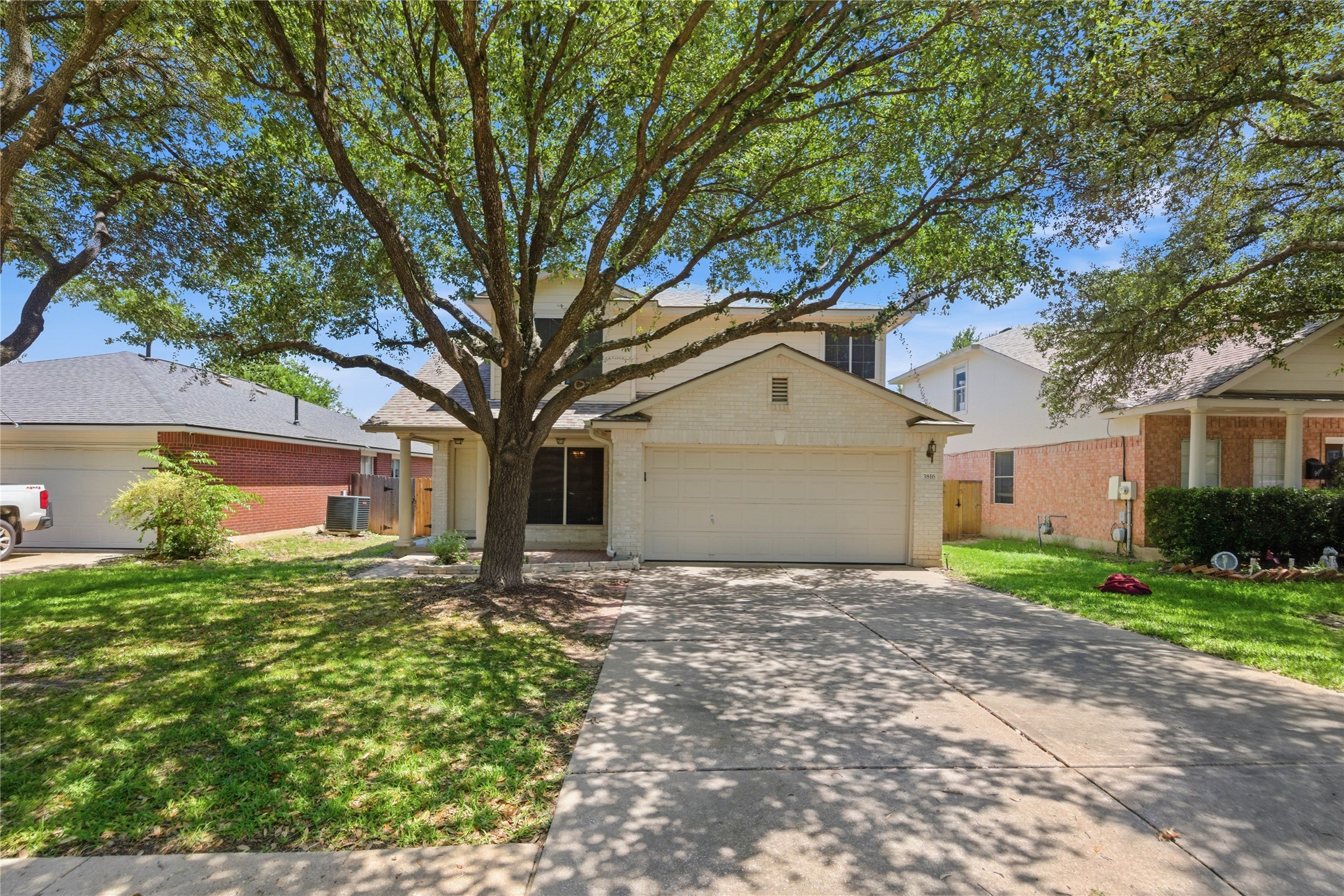 3816 Top Rock Ln — photo