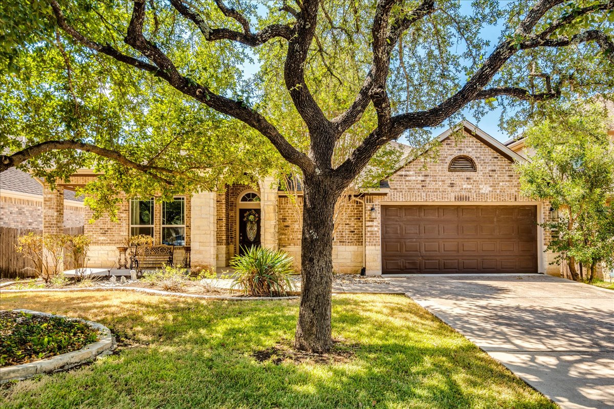 12909 Medina River Way — photo