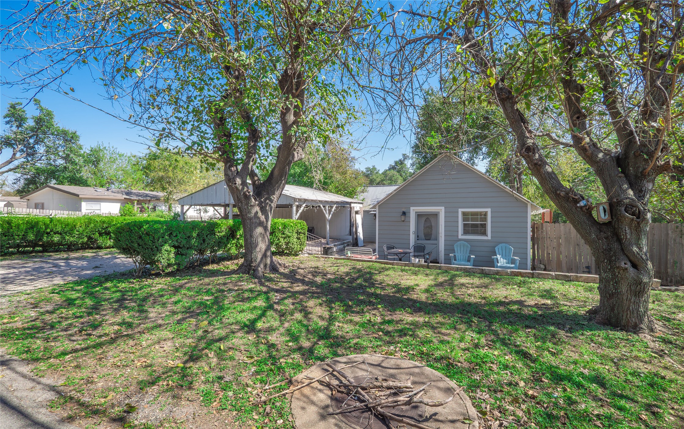 8203 Longview Rd — photo