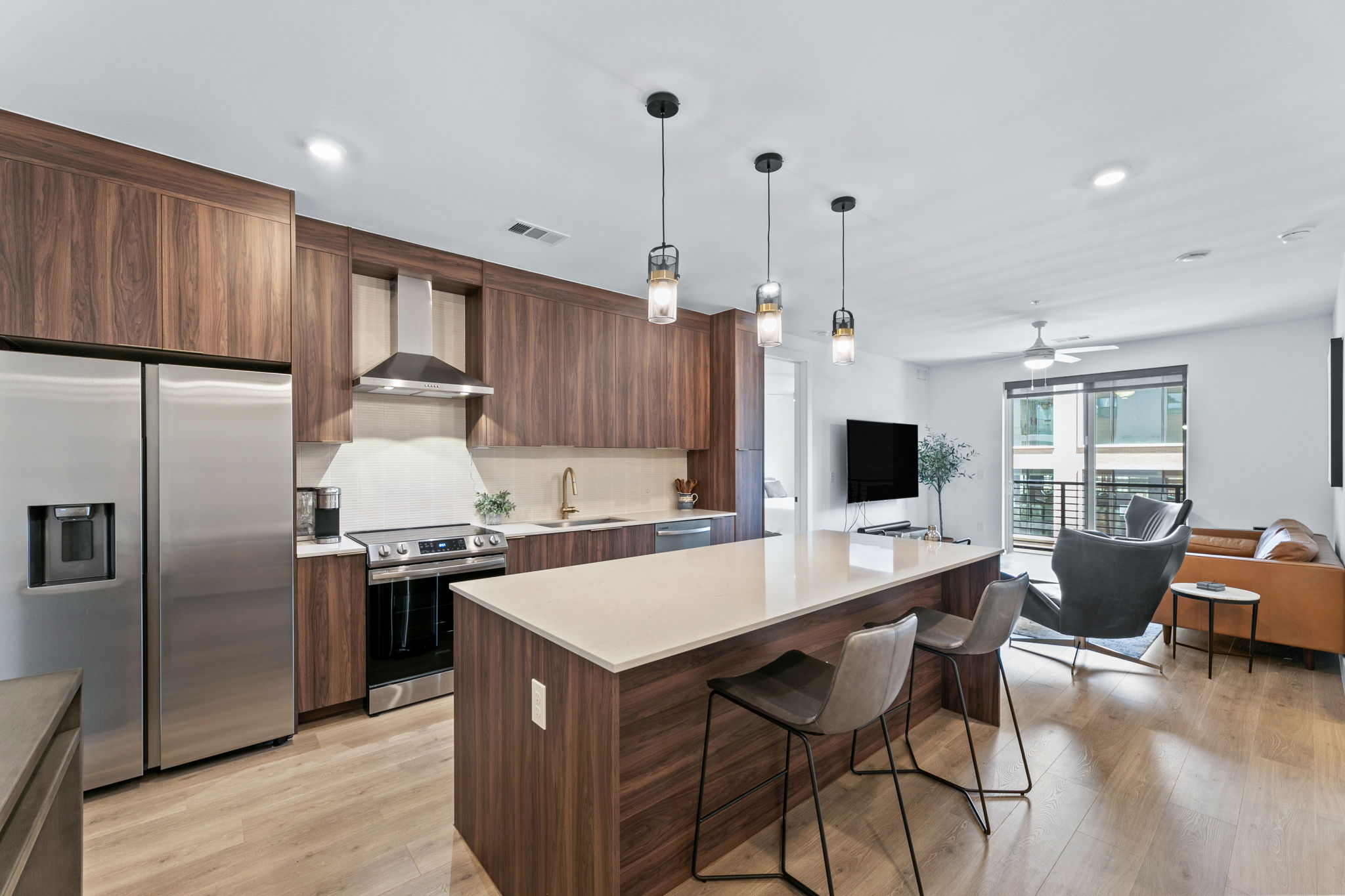 1701 Simond Ave 407 — photo