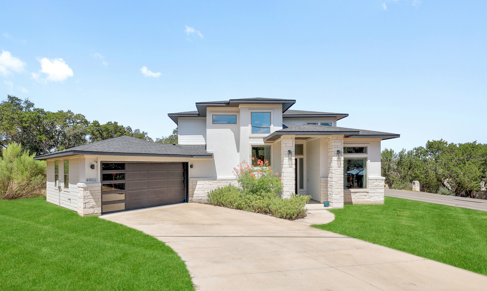 4902 Country Club Dr — photo