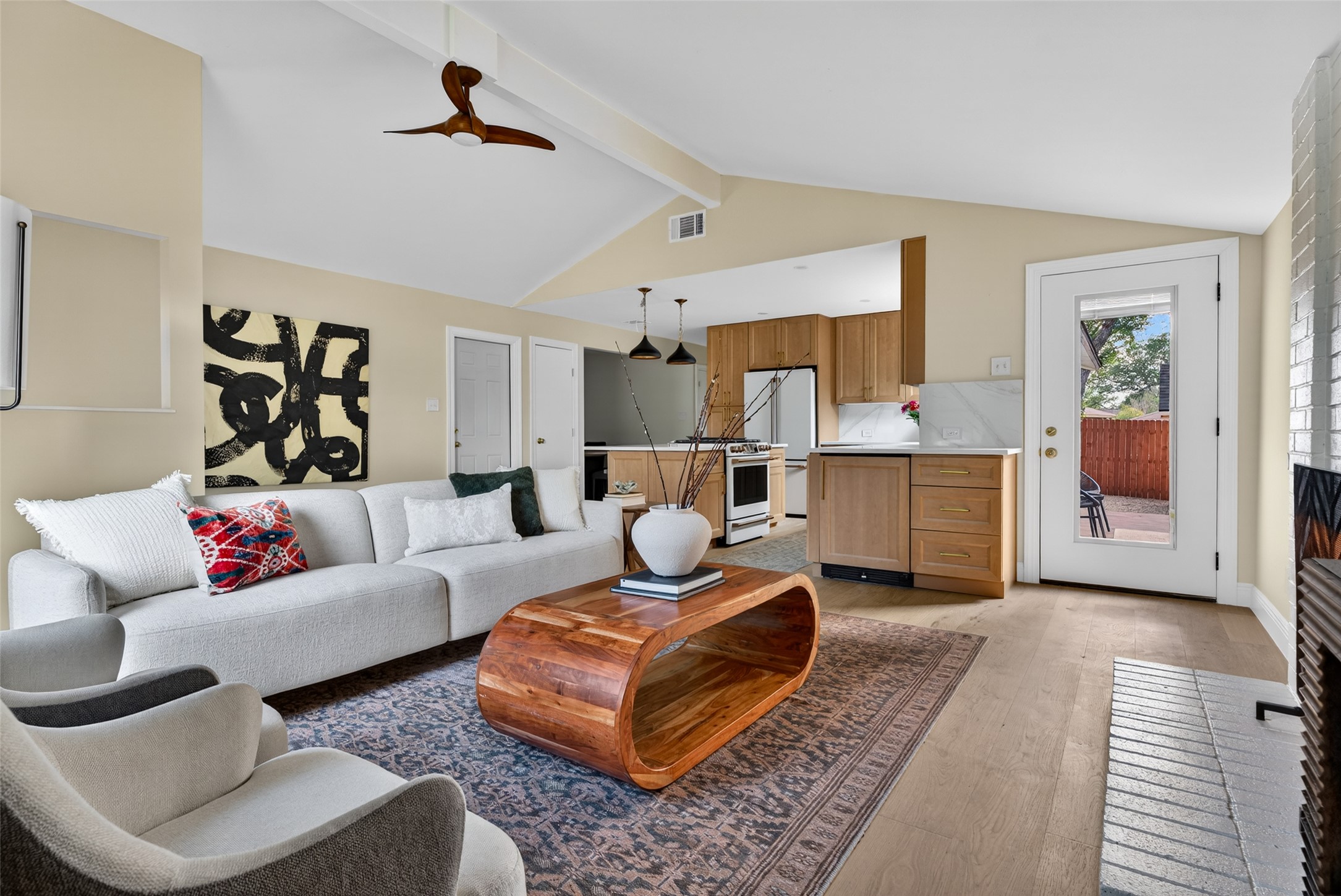 6806 Rearden Road, Austin, TX 78745 — photo 2