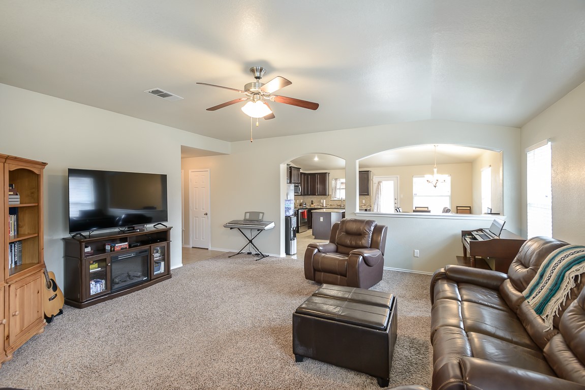 200 Splawn Ranch Road, Killeen TX 76542 — photo 2