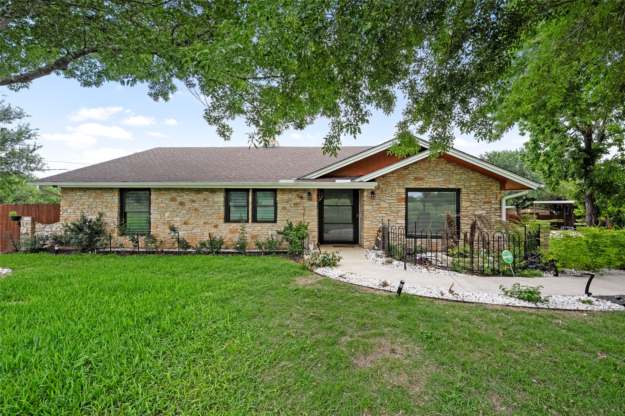301 OAK RIDGE Road, Georgetown TX 78628