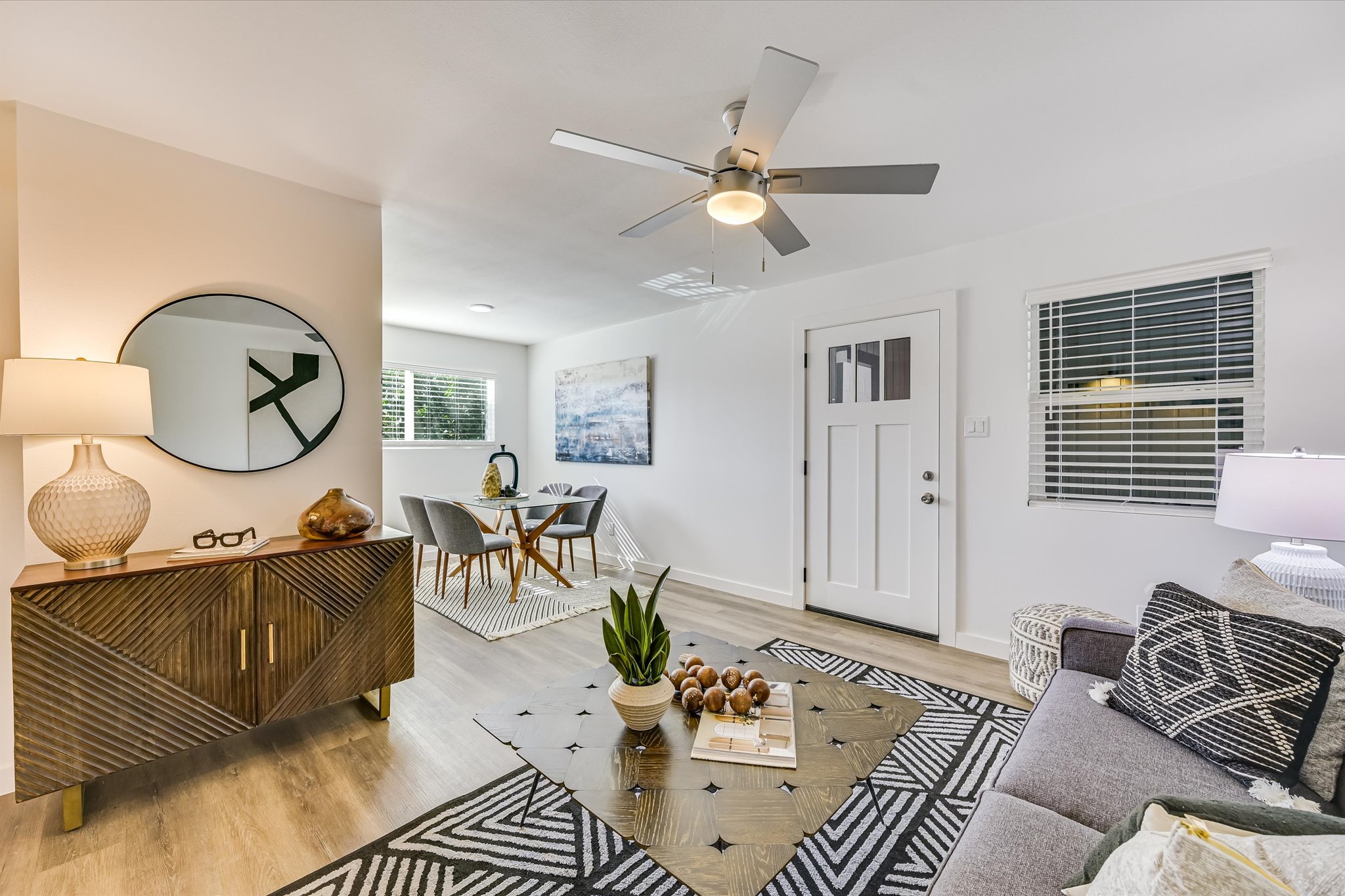 3703 Harmon Ave 101 — photo