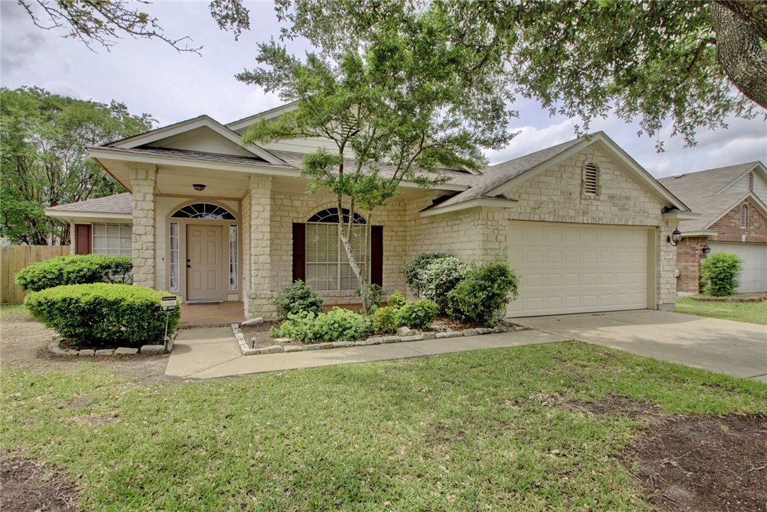 1415 Coral Cay Ln — photo
