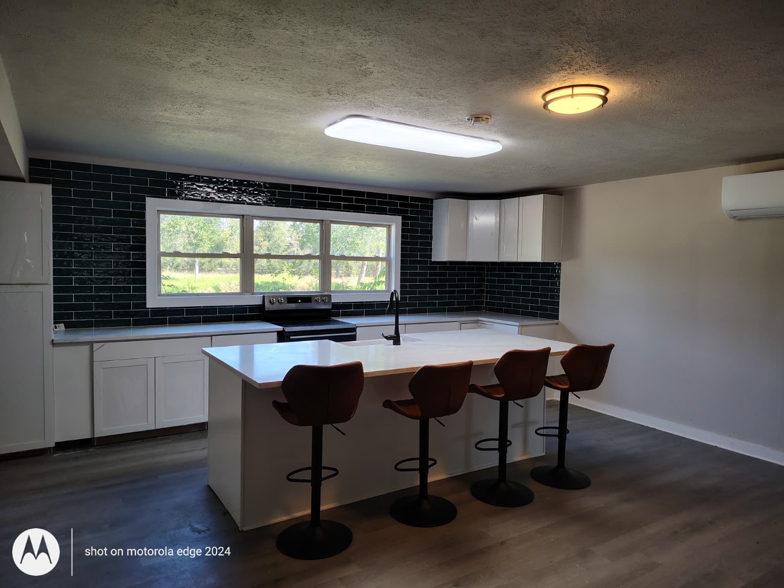 1284 Beaver Lake Dr — photo