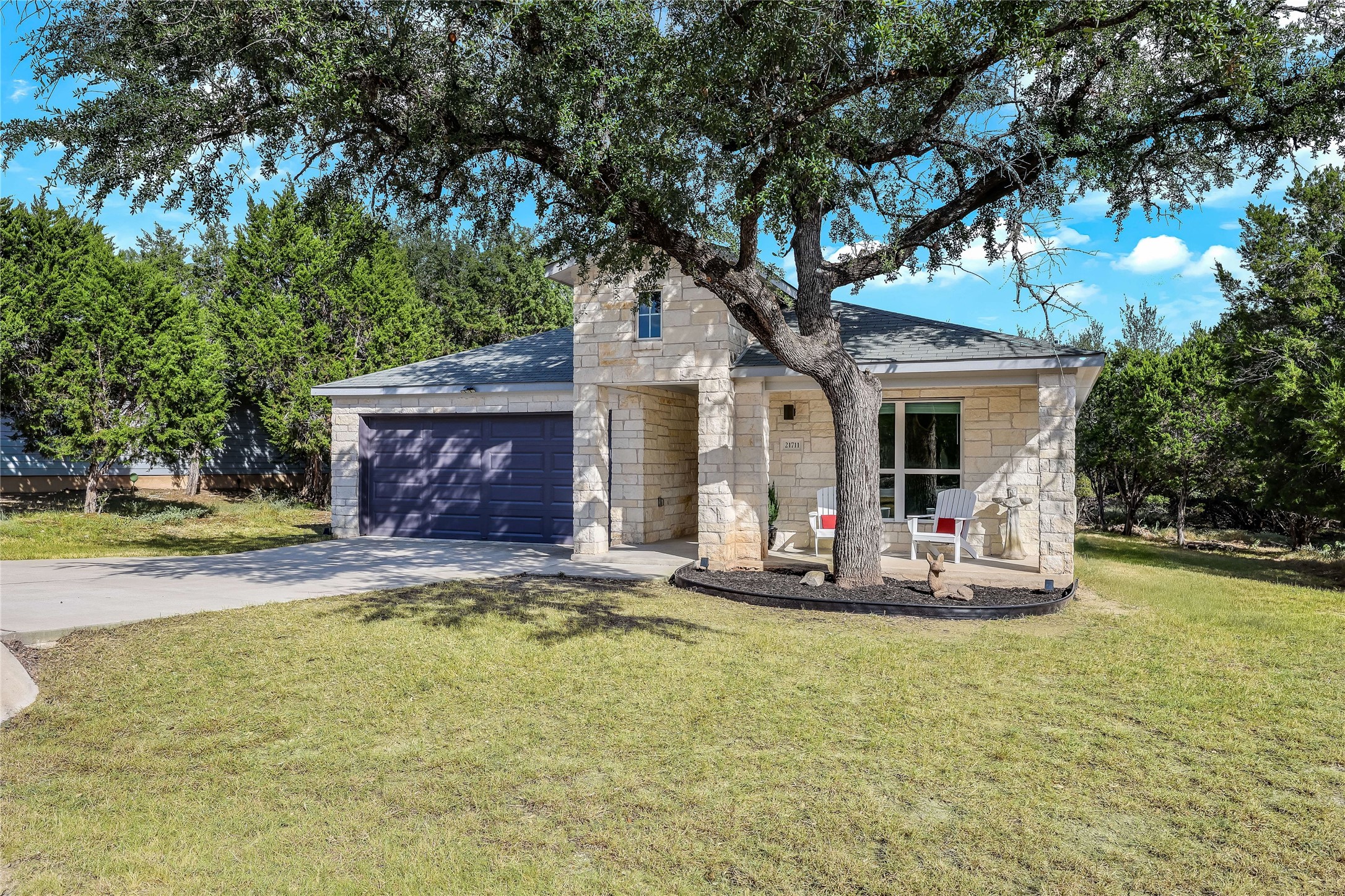 21711 Crystal Way — photo