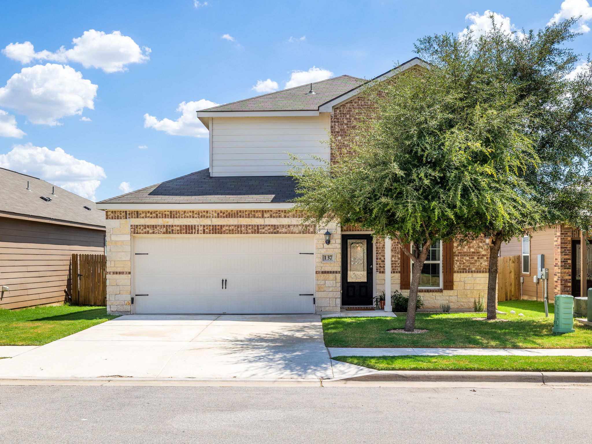 137 Star Spangled Dr — photo