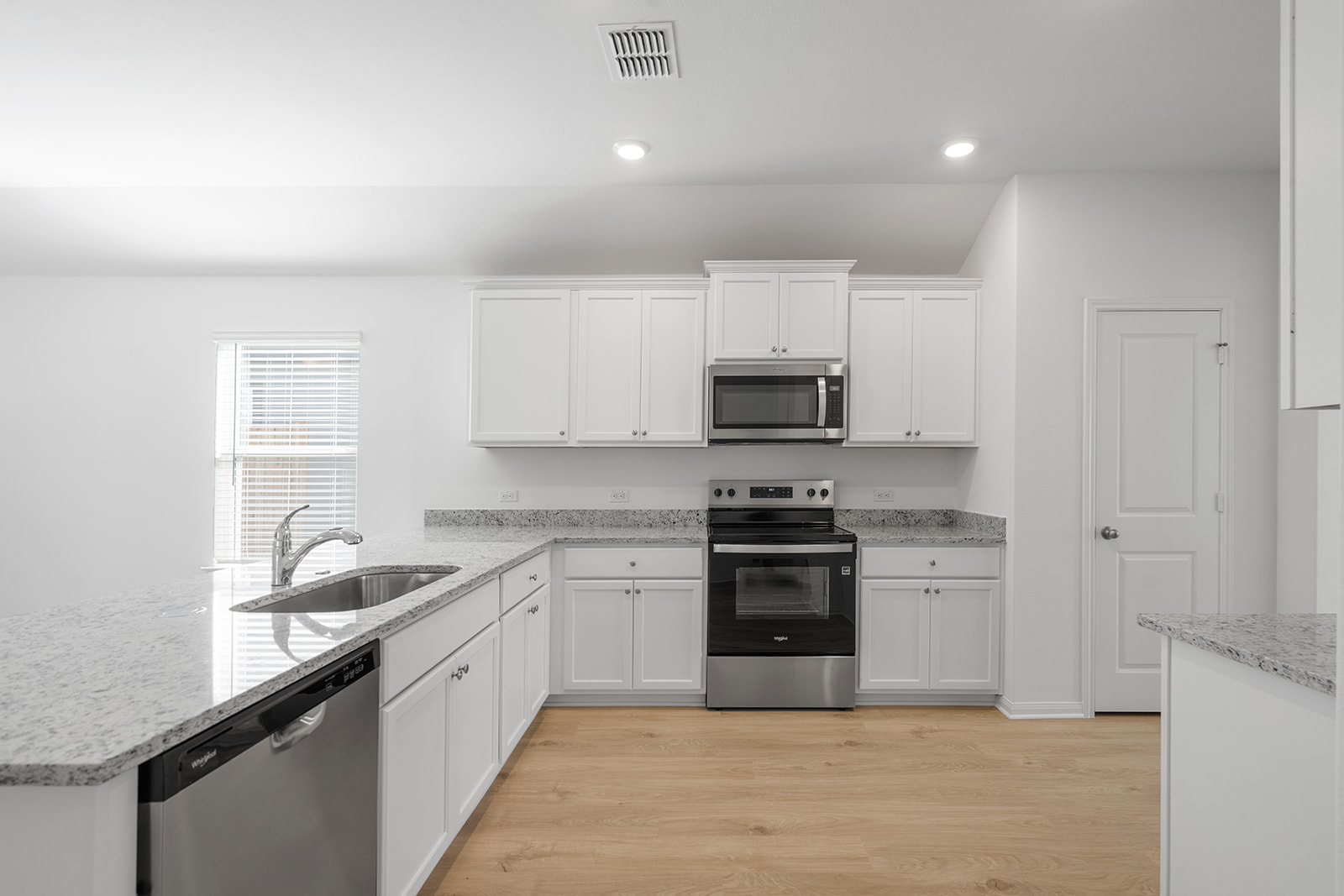 245 W Luna Blue Ln — photo