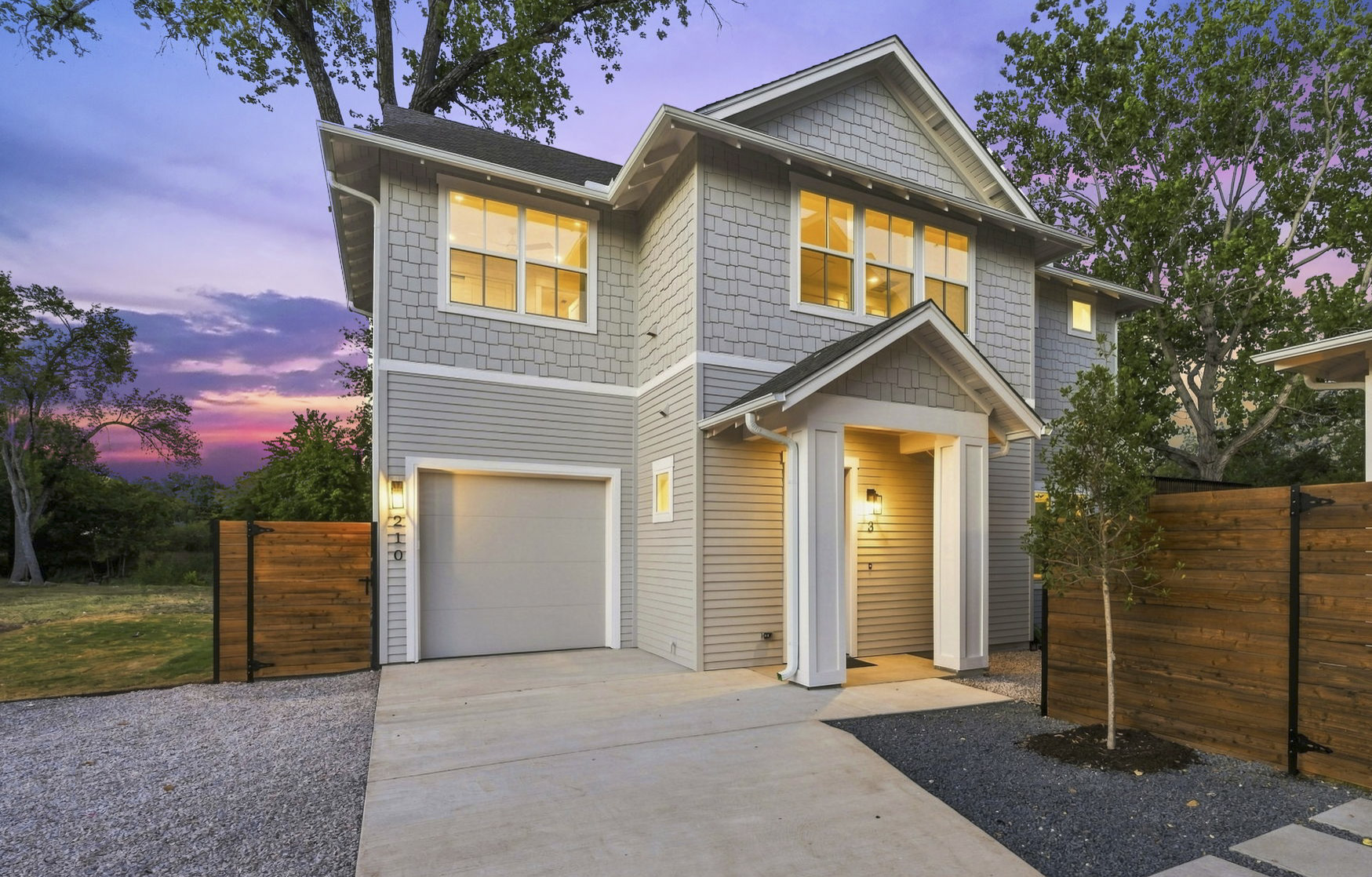210 W Mockingbird Ln 3 — photo
