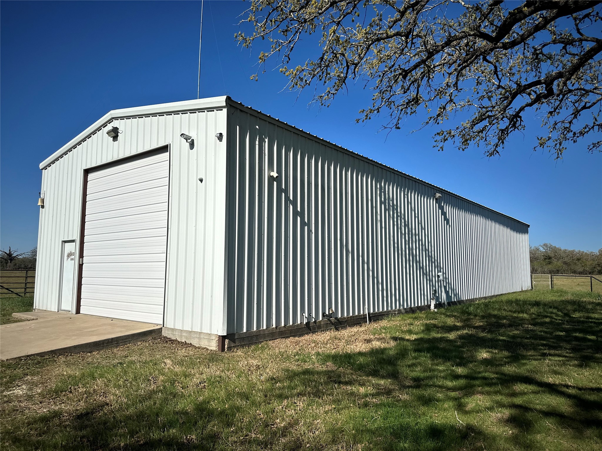 5357 S FM 908 — photo