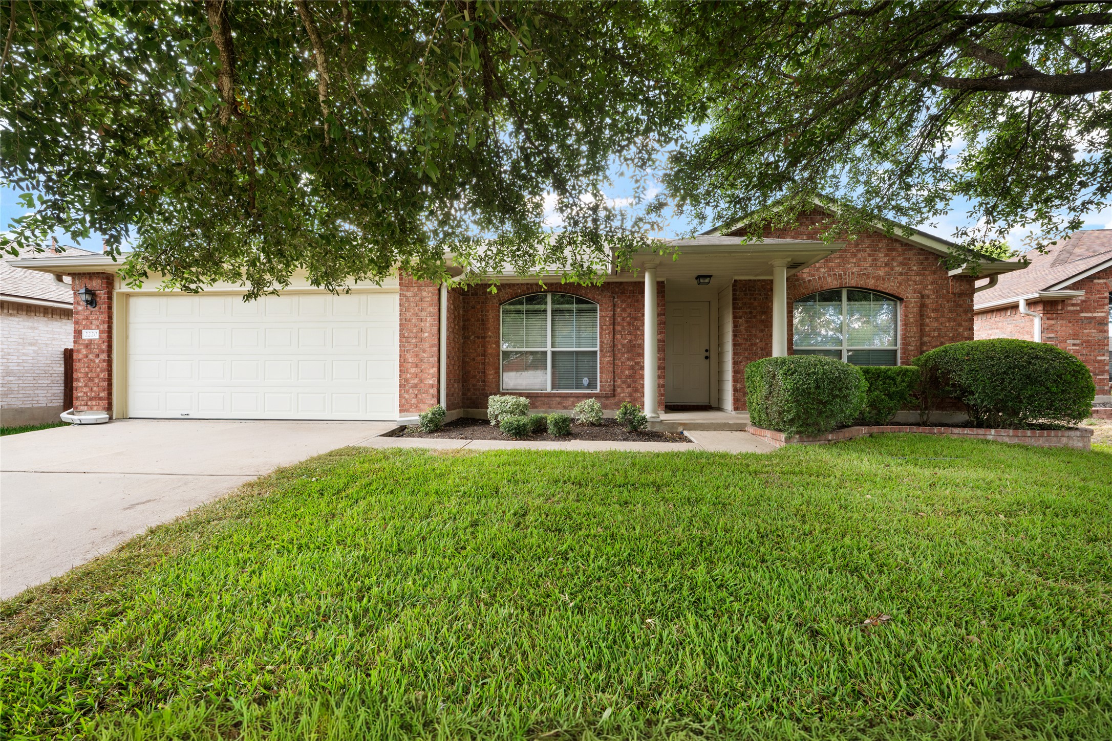 2220 Pearson Way — photo