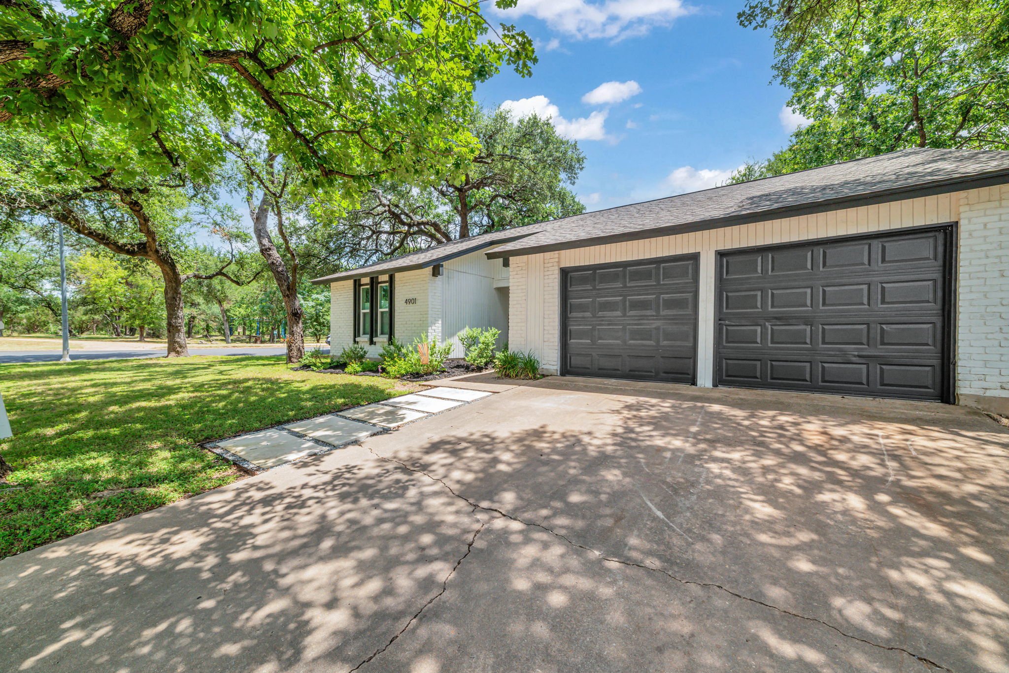 4901 Powder River Road, Austin, TX 78759 — photo 3