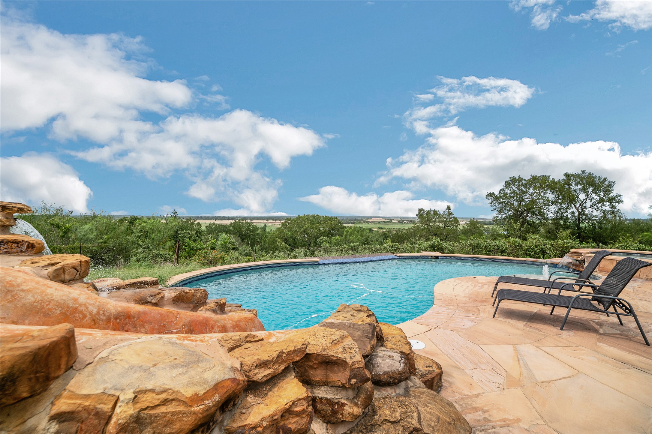 520 Double Eagle Ranch Dr — photo