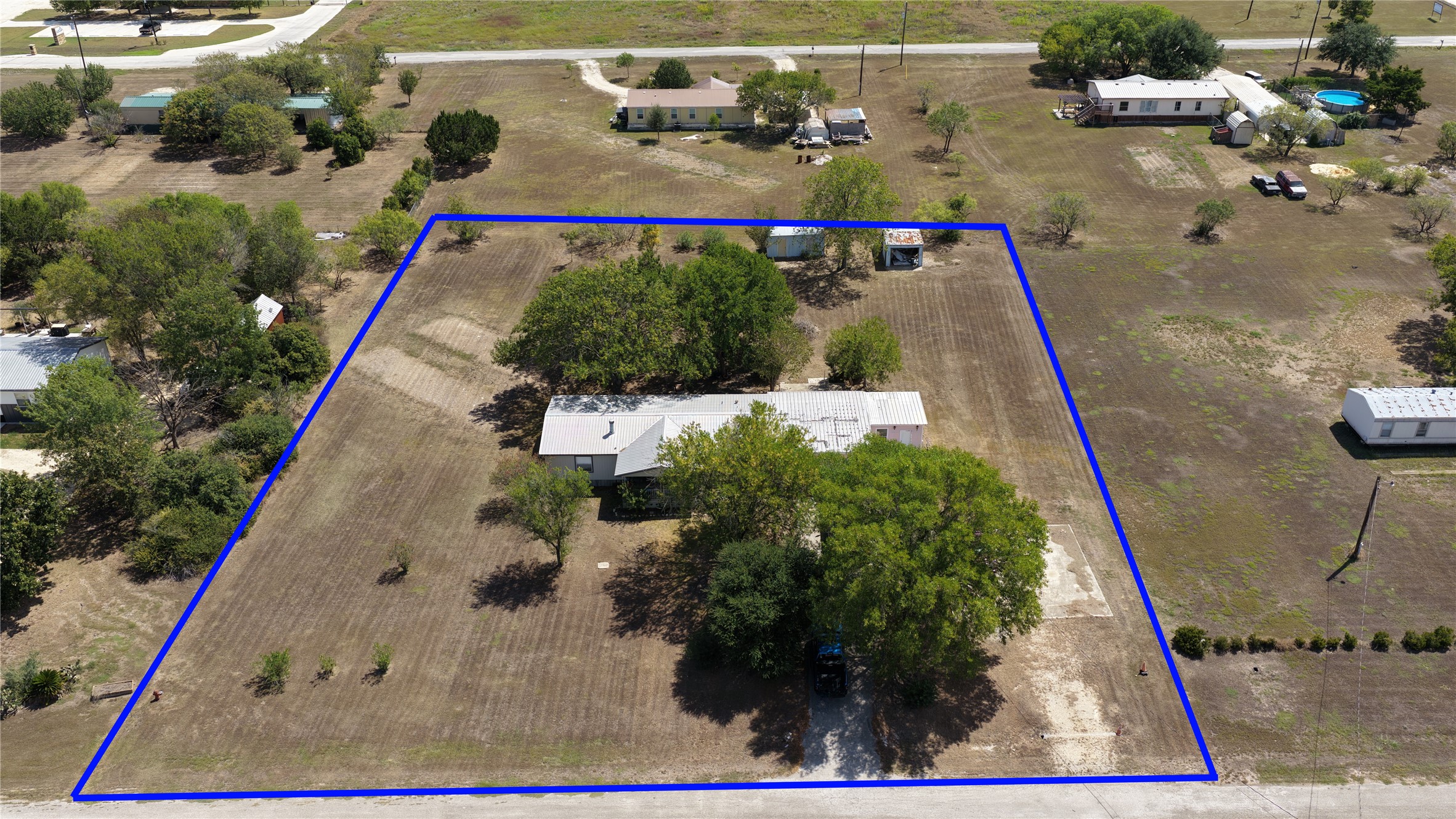 195 City View Dr — photo