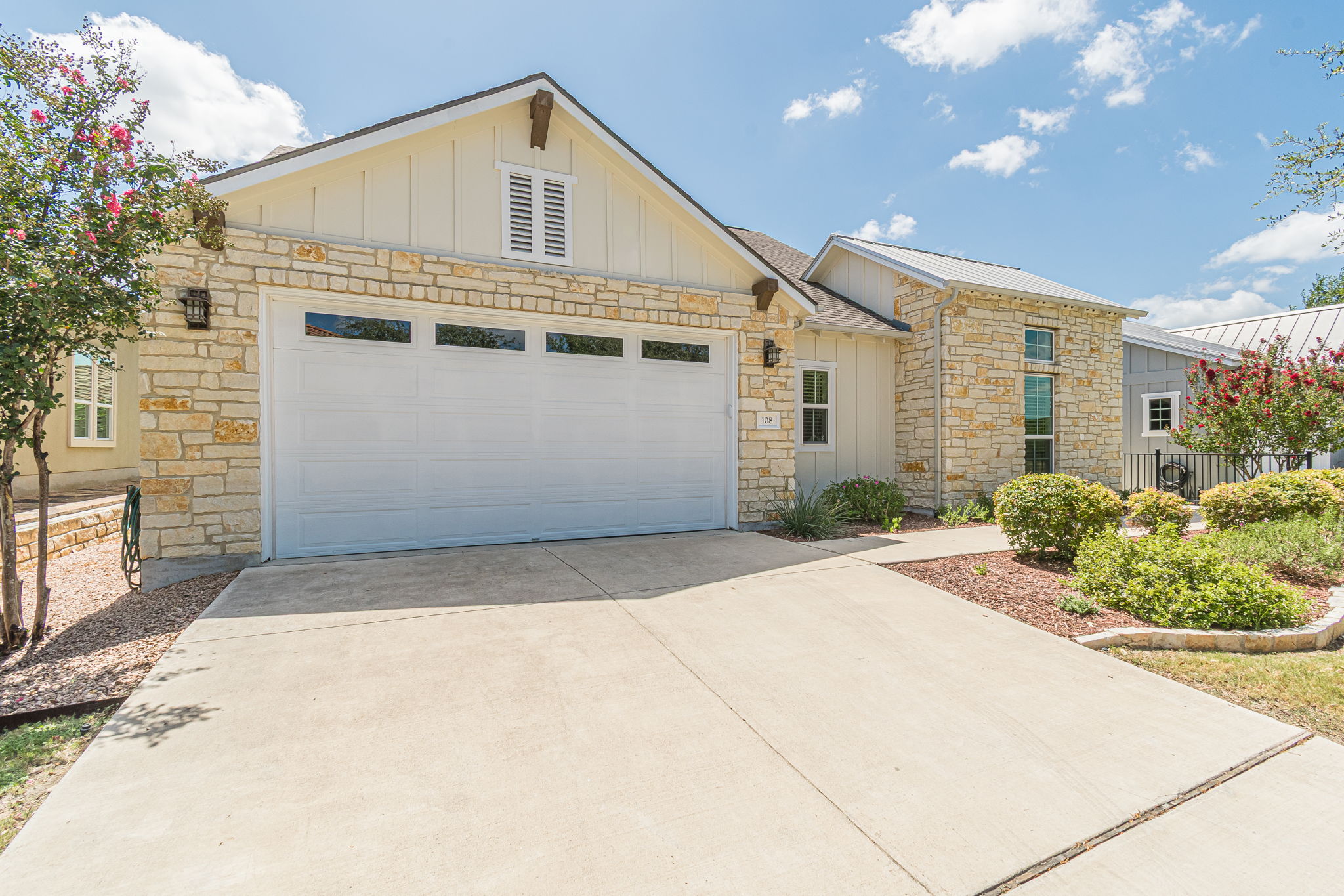 108 Dreaming Plum Ln — photo