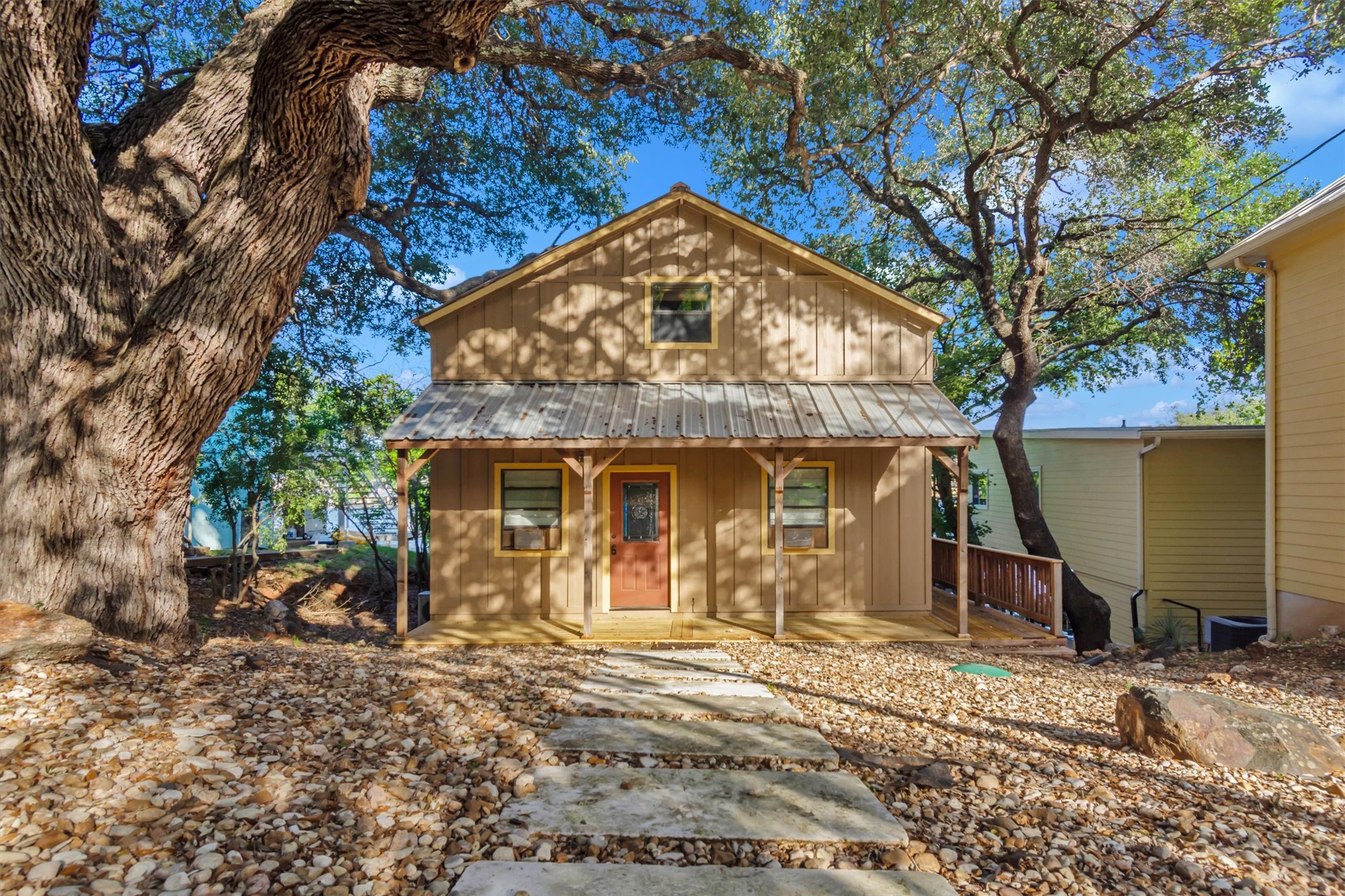 741 Sandy Mountain Dr — photo