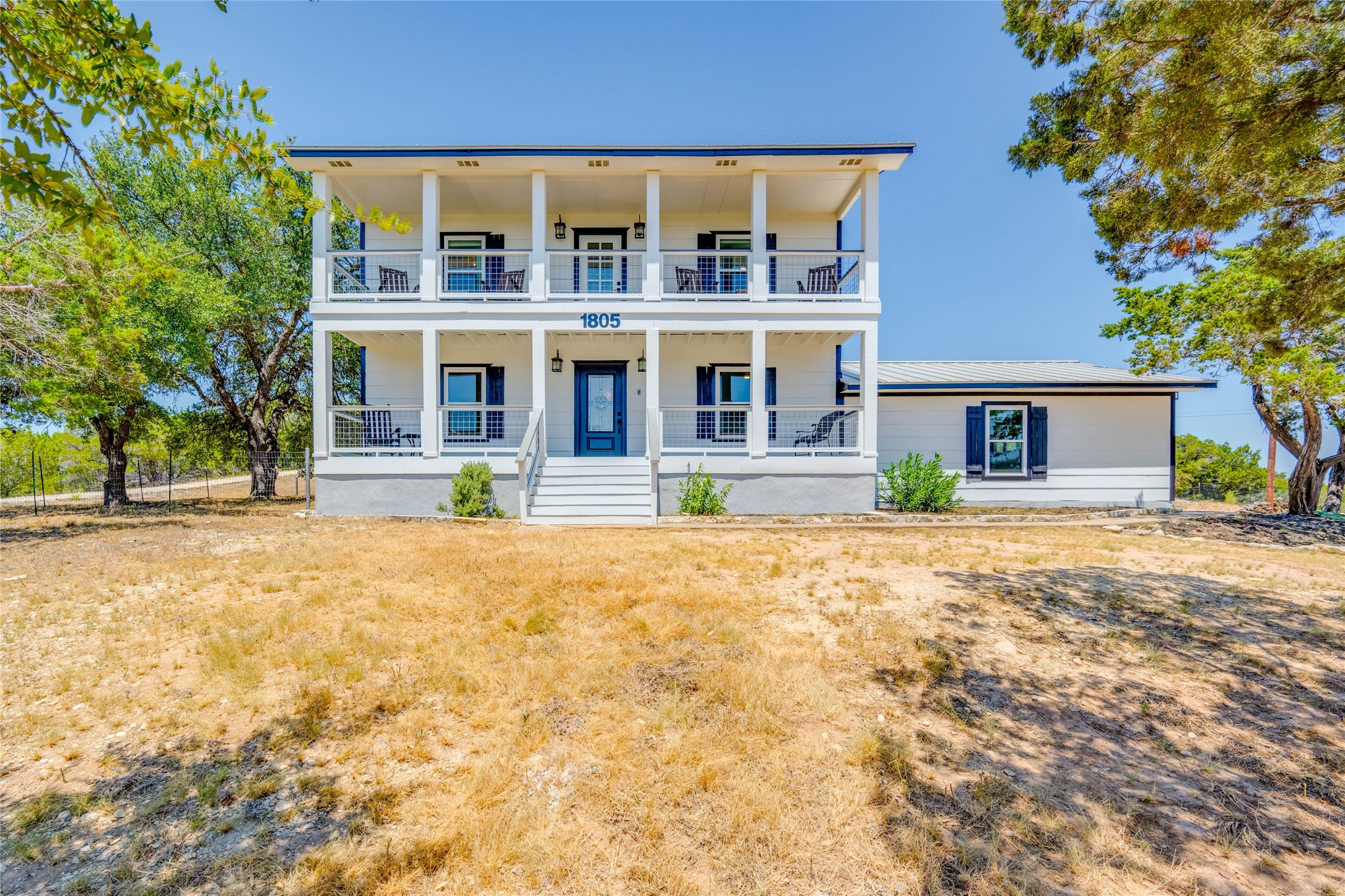 1805 Spring Valley Dr — photo