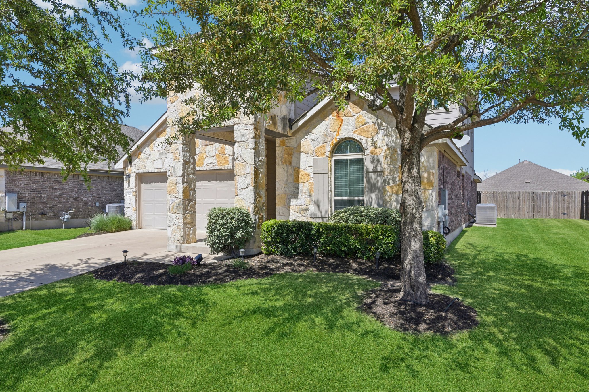 505 Buttermilk Ln — photo