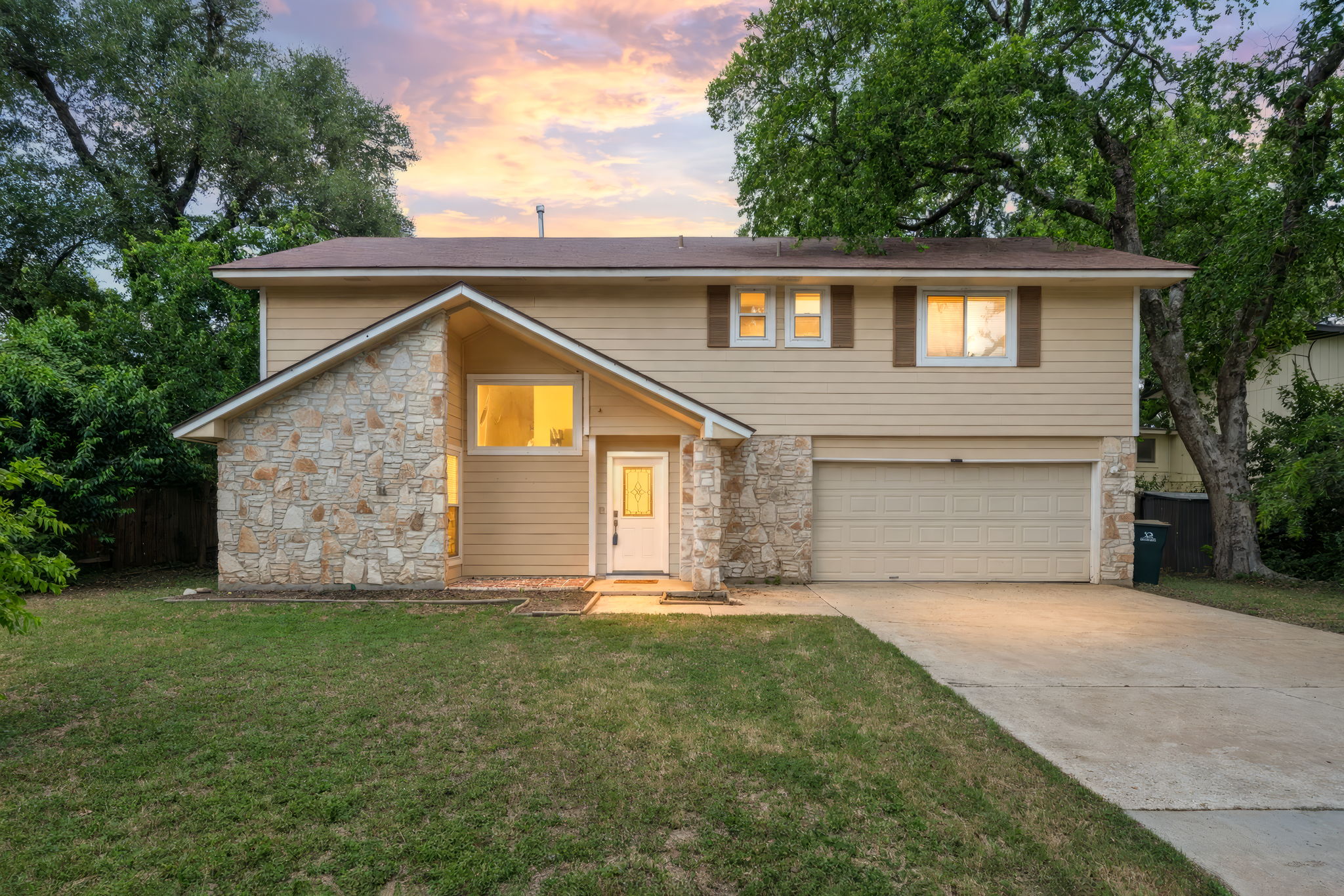 12410 Burlywood Trl — photo