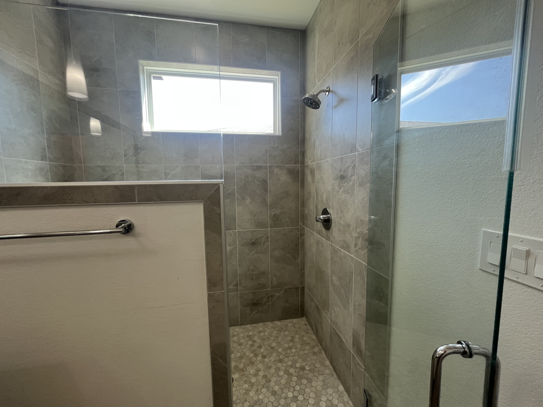 403 Summit Ridge Drive N, Point Venture, TX 78645 — photo 3