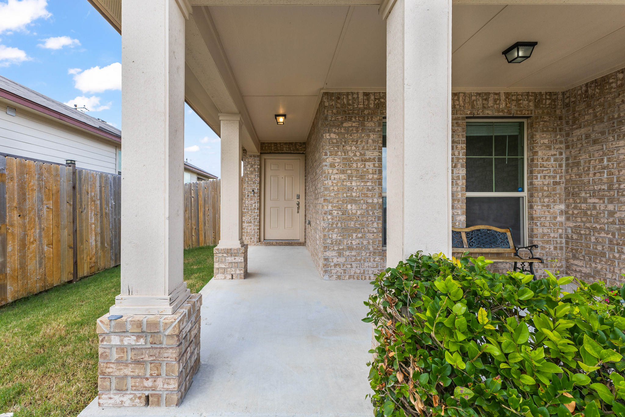 109 Midas Lane, Jarrell, TX 76537 — photo 3