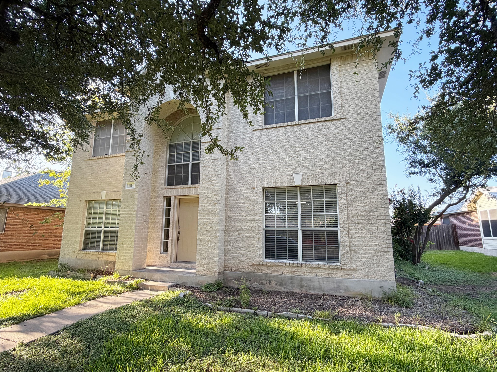 1114 Black Locust Dr — photo