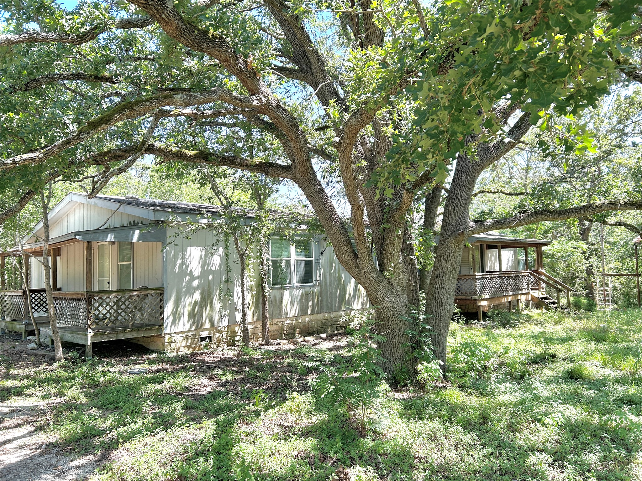 223 Foothill Road, Bastrop, TX 78602 — photo 2