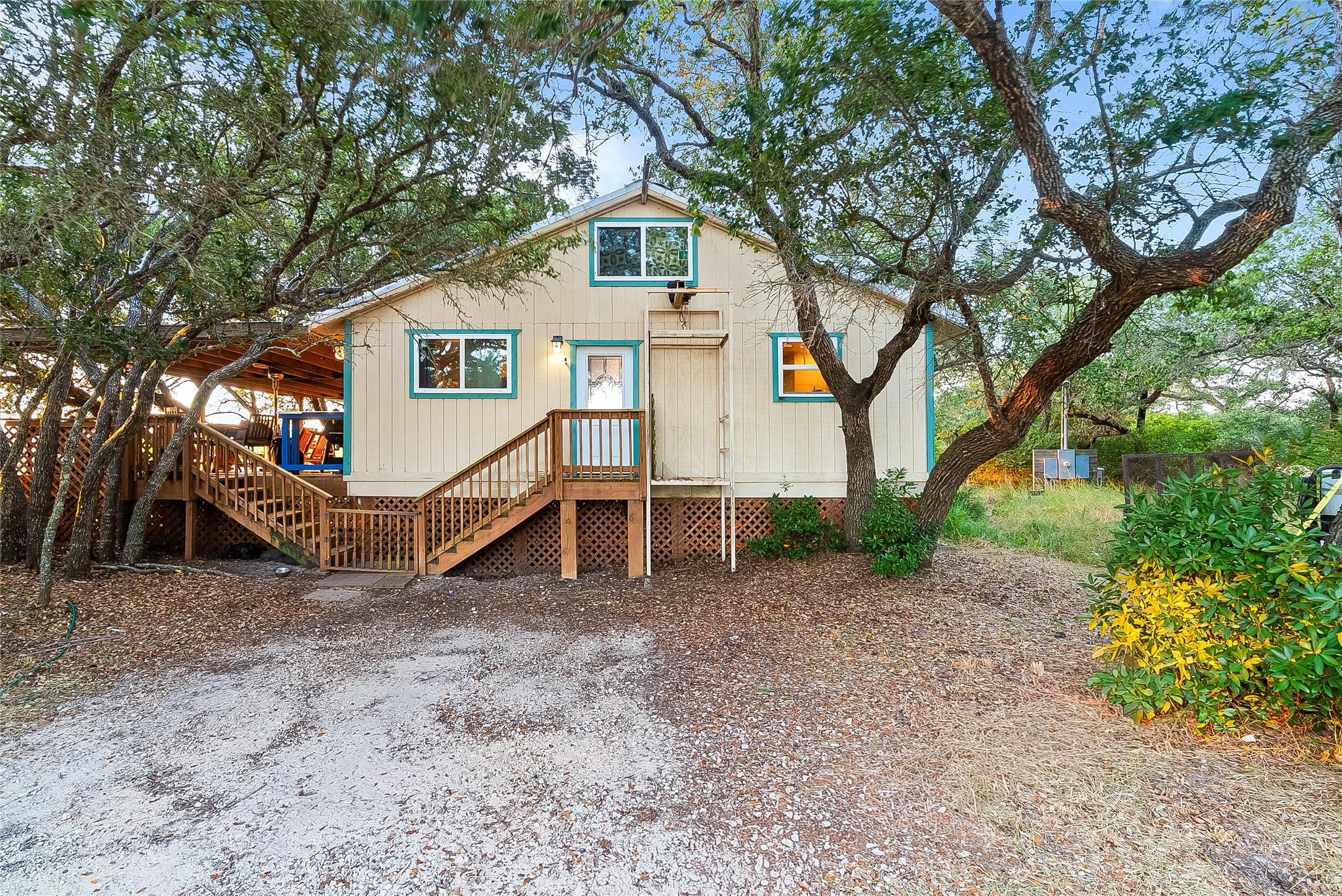 2301 Lone Star Rd — photo